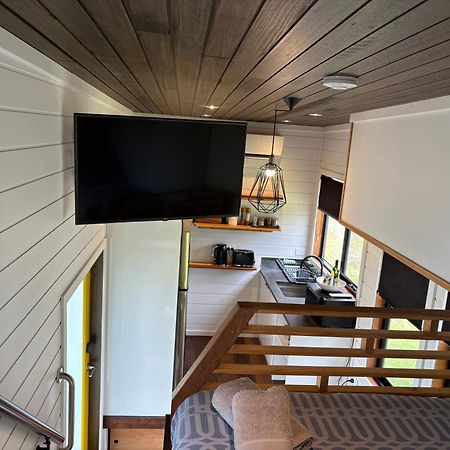 Ocean Breeze Tiny House - Ocean And Lake View Mallacoota Luaran gambar