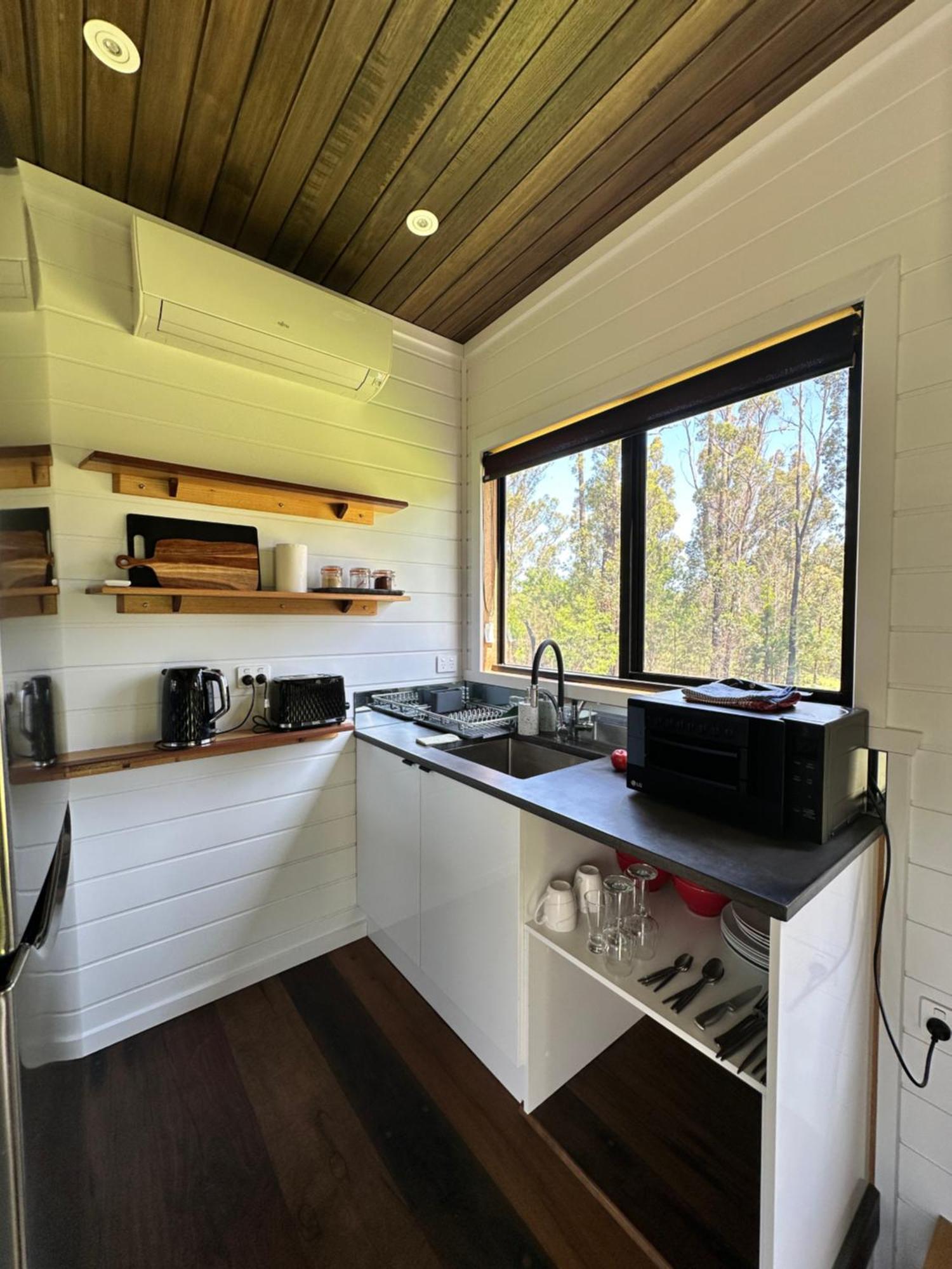 Ocean Breeze Tiny House - Ocean And Lake View Mallacoota Luaran gambar